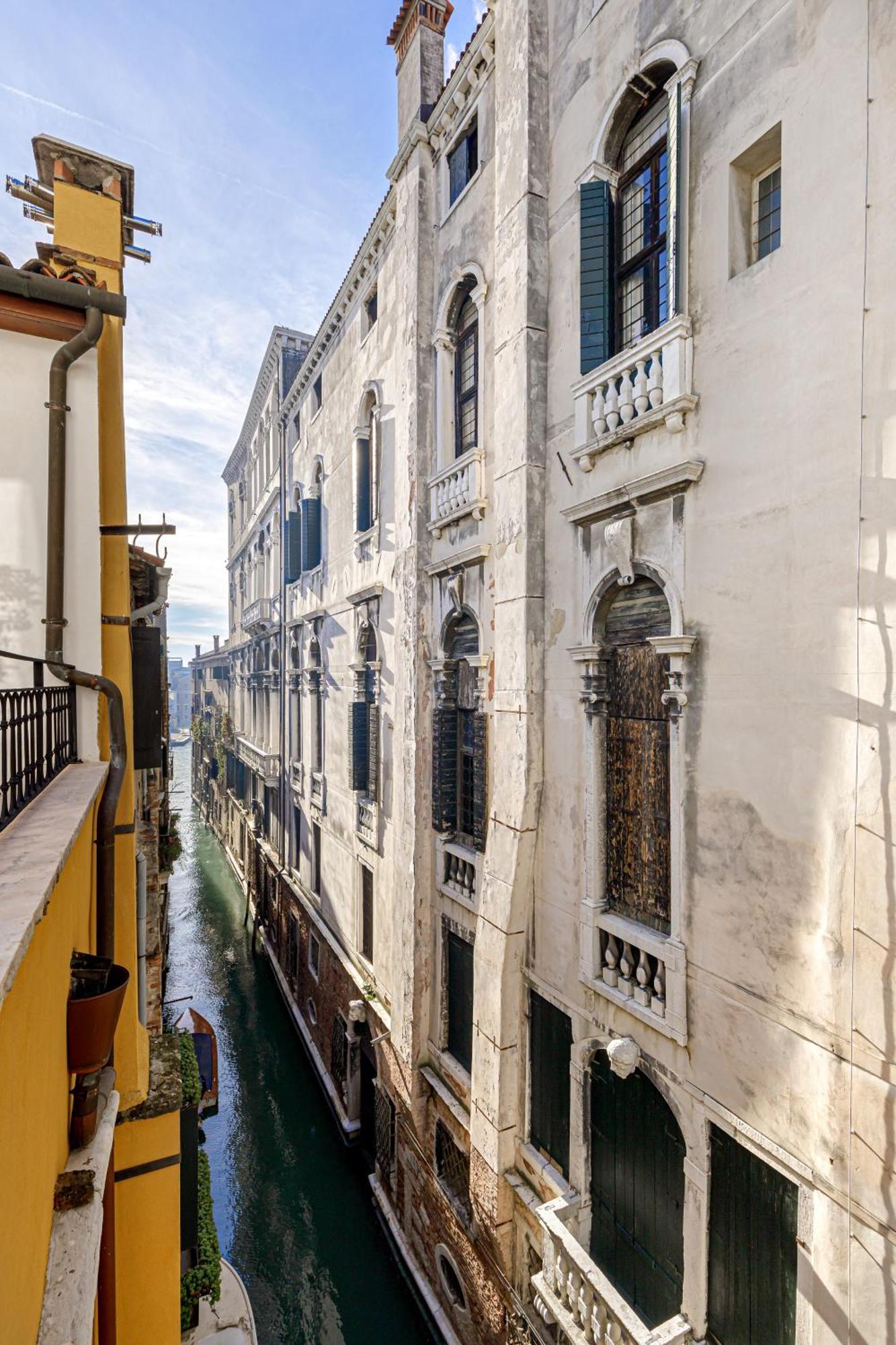 Palazzo Dei Fiori By Room Mate Veneţia Exterior foto